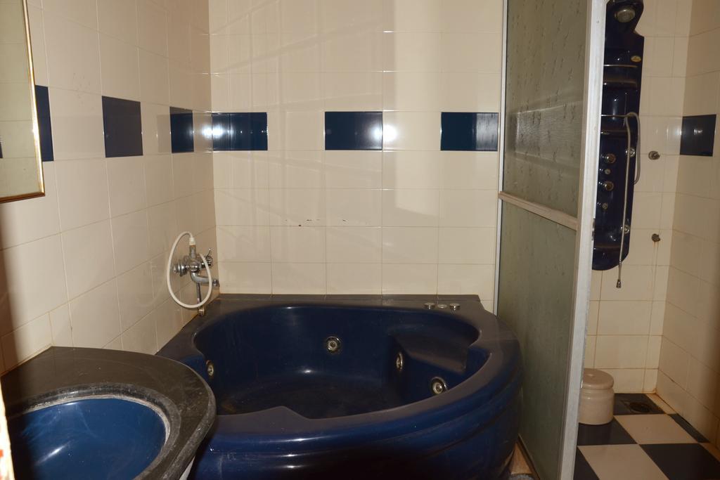 One-Bedroom Bungalow,394624041:JPEG
